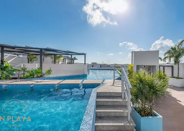 Private Pool Beautiful And Centric 1br Ph