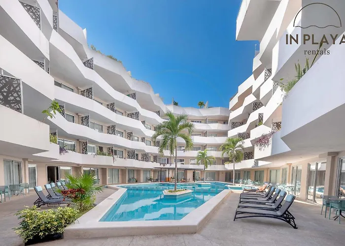 Private Pool Beautiful And Centric 1br Ph